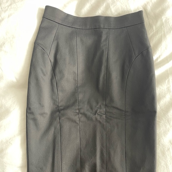 Black D&G knee length pencil skirt - new with tag - Picture 1 of 3